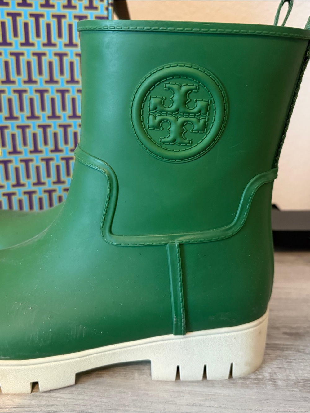 Tory Burch Emerald Green Rubber Ankle Rain Boots with White Soles - Picture 3 of 7